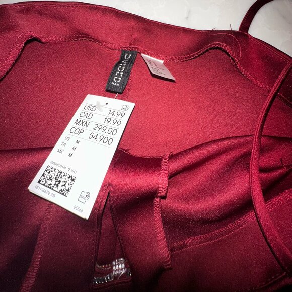 Divided Elegant Burgundy Satin Dress with Rhinestone Bow Detail – Medium Size - Picture 5 of 5